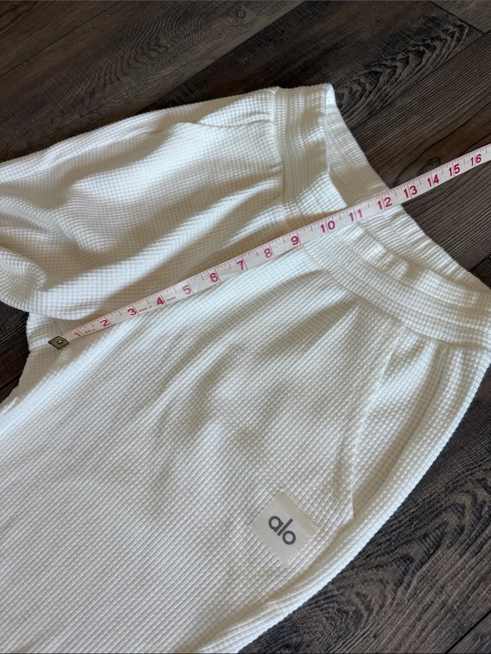 ALO Yoga 🖤alo 🖤nwot